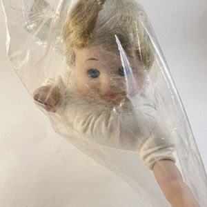 Cute Vtg New"Just For Keeps Sew Adorable Baby Crawling Doll 11” Blonde Blue Eyes